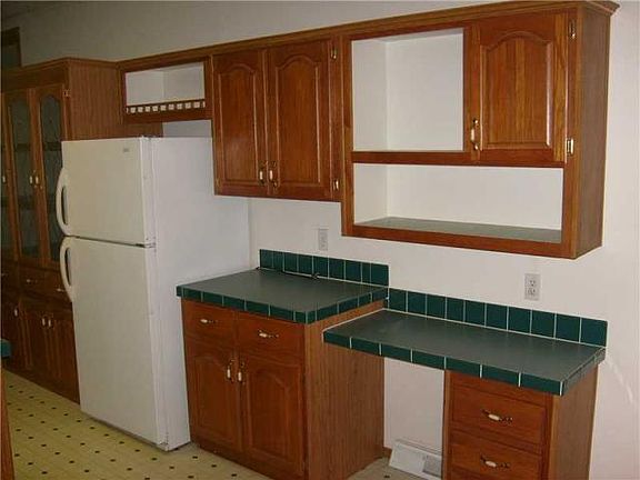 5th image of 411 Kelso Dr