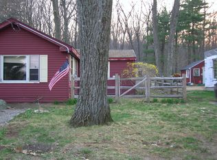 54 Oakhurst Rd, Hopkinton, MA 01748