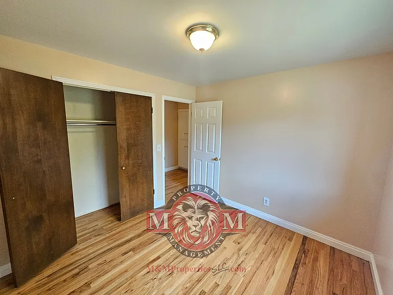 7006 S 1620 E — Photo 11