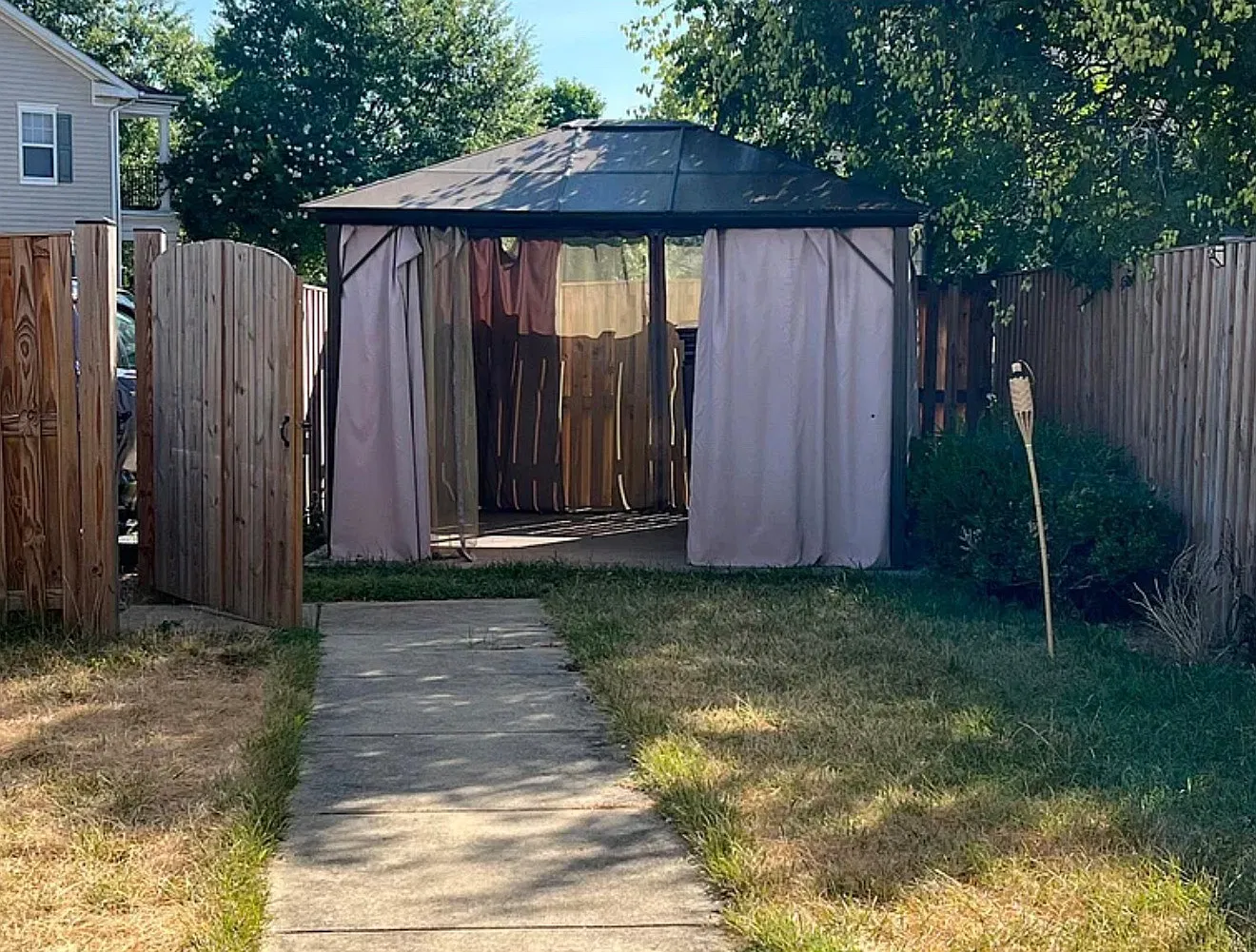 1 bed, 600 sqft, $1,500 — Photo 2