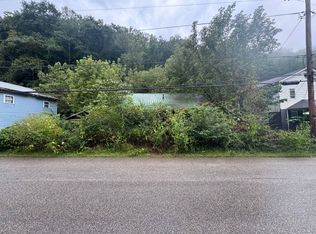 4026 Armstrong Creek Rd, Powellton, WV 25161