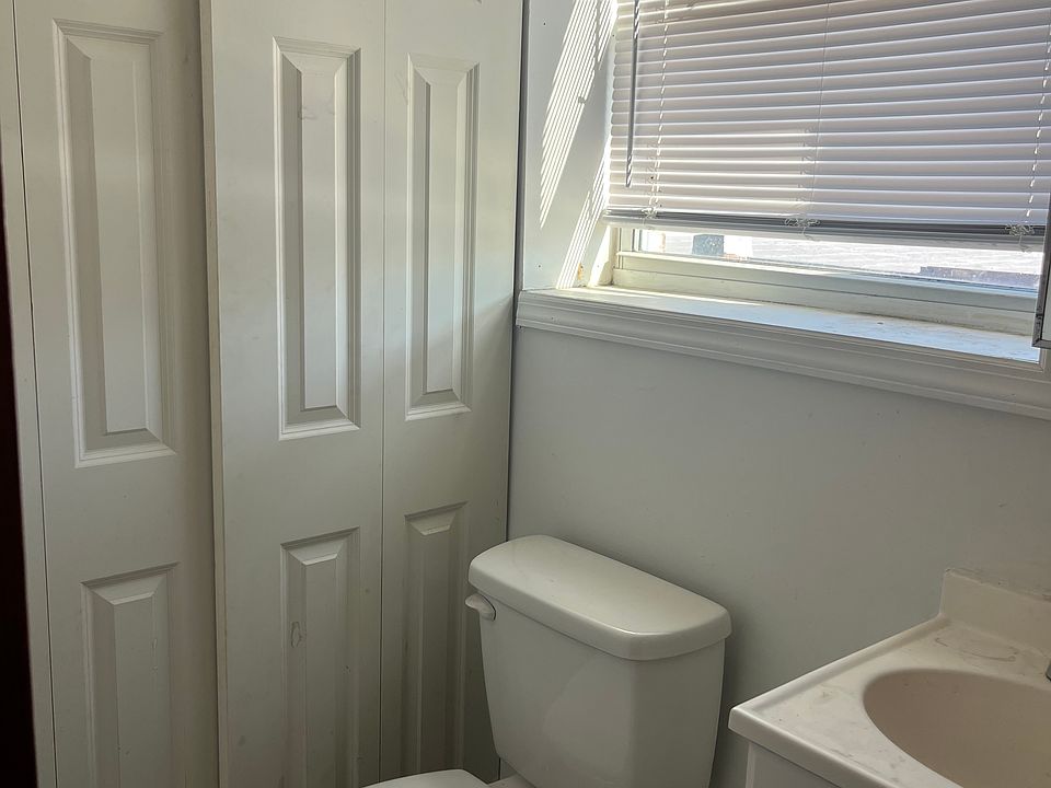 1st image of 39 S 3rd Ave #4R