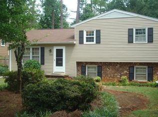 2316 Fortune Ln, Greensboro, NC 27408