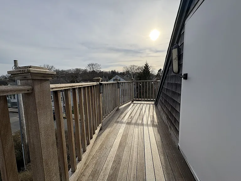 24A Houston Ave — Photo 12