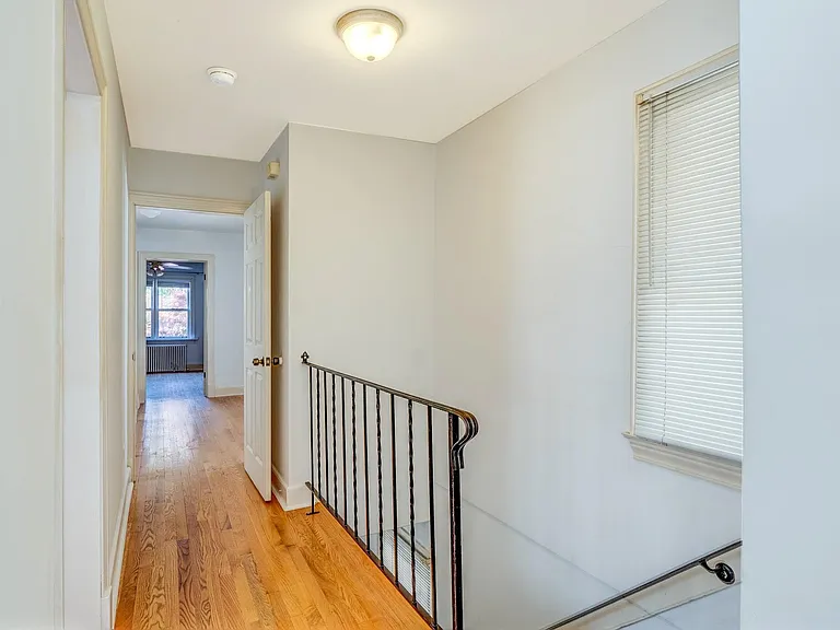 1016 Garnett Pl — Photo 22