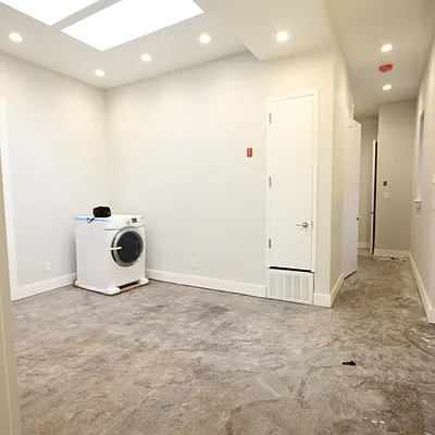 Rented by Nooklyn NYC LLC | media 58