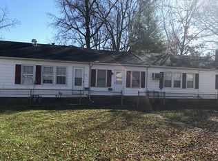 62 Orchard Dr, Herrin, IL 62948