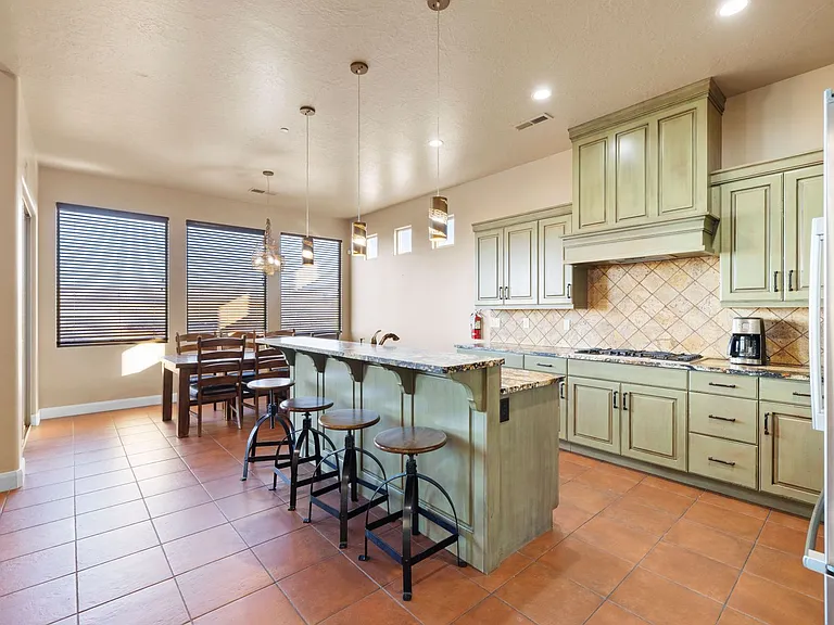 3193 S 4900 W — Photo 26
