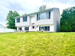 3 Humeston Slope, Holyoke, MA 01040