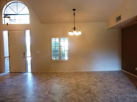 5th image of 3044 Palmer Dr