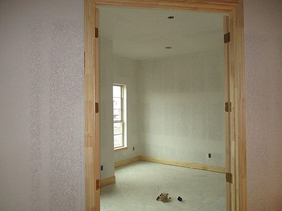 3rd image of 10801 Francis Dr