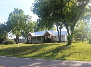 898 Neese Commerce Rd, Commerce, GA 30530