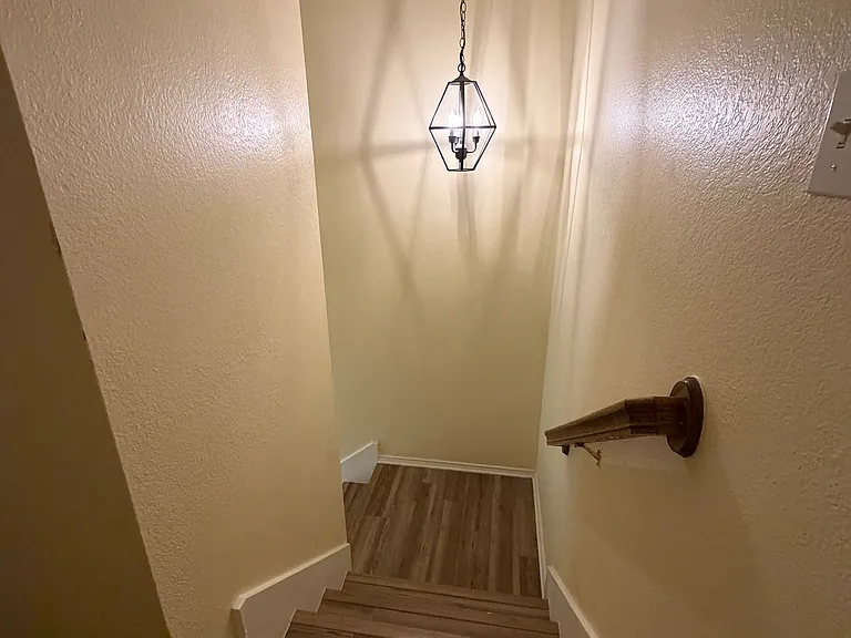 2108 Northridge Dr — Photo 5