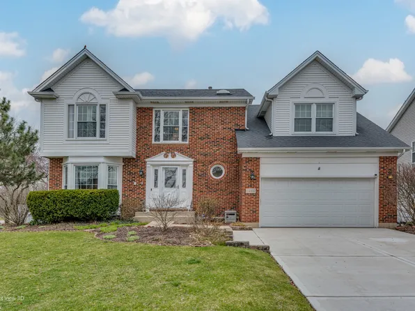5280 Landers Dr, Hoffman Estates, IL 60192