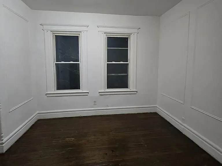 43 Treacy Ave #1L — Photo 9