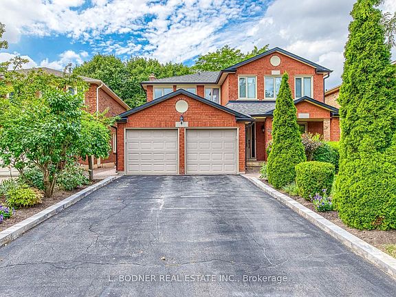 2nd image of 79 Marco Cres