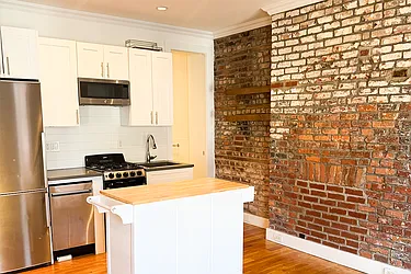 70 University Place, #8