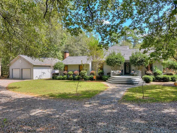 1111 Greiner Cir, Hephzibah, GA 30815