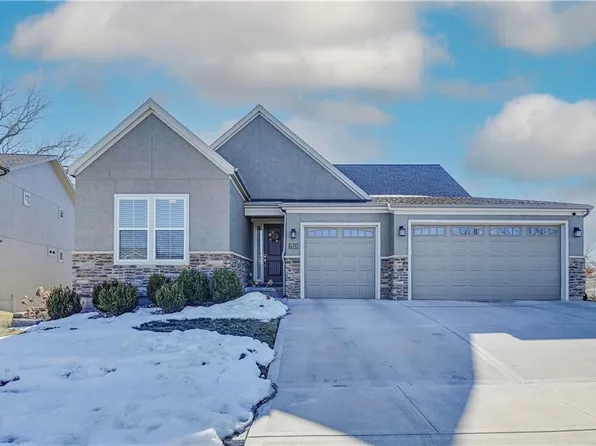 7925 NE 80th Ter, Kansas City, MO 64158