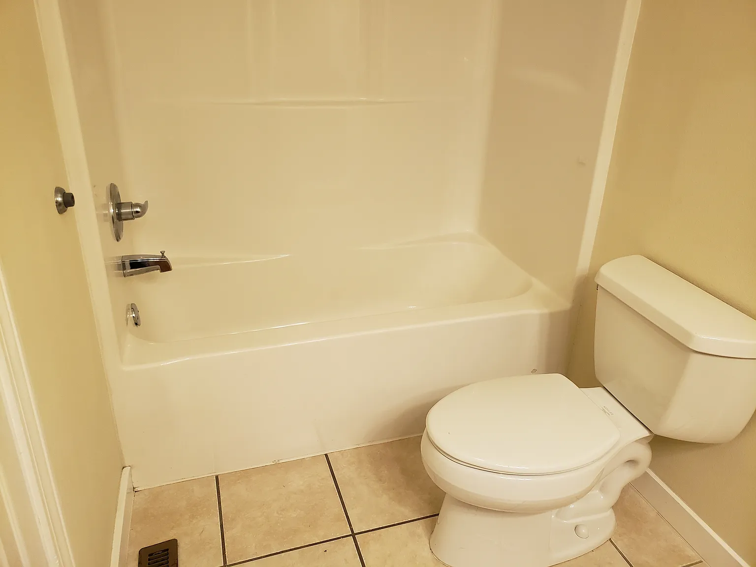 2 bed, 950 sqft, $1,310 — Photo 4