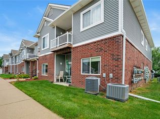 909 7th Ave SE UNIT 4, Altoona, IA 50009