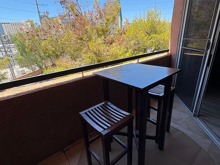 220 E Flamingo Rd #422 — Photo 27