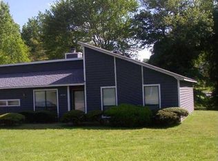 6039 Hanna Ct, Charlotte, NC 28212