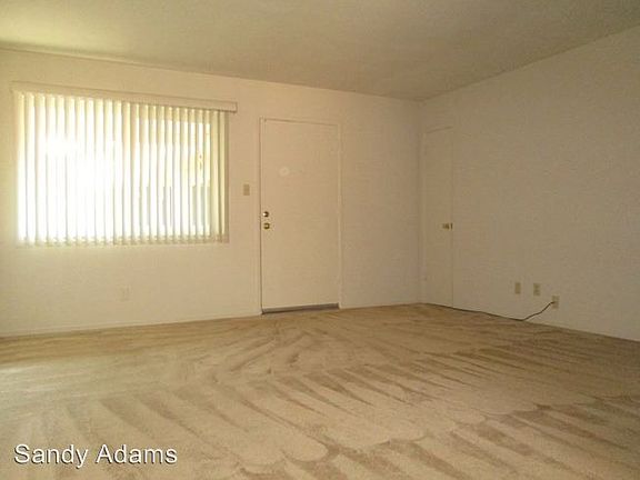 4th image of 844 Maryann Dr APT 10