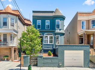 616 16th St, Union City, NJ 07087