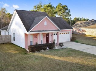 3286 Stonegate Cir, Gautier, MS 39553