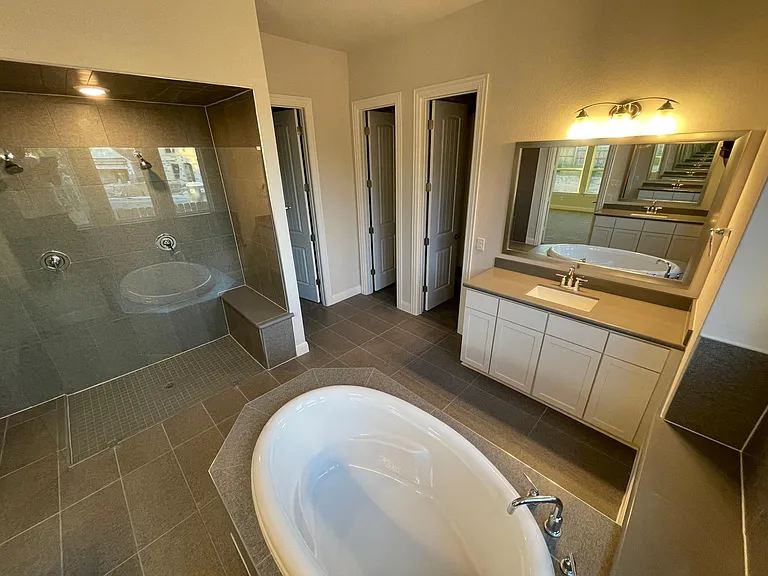513 Constitution Way — Photo 34