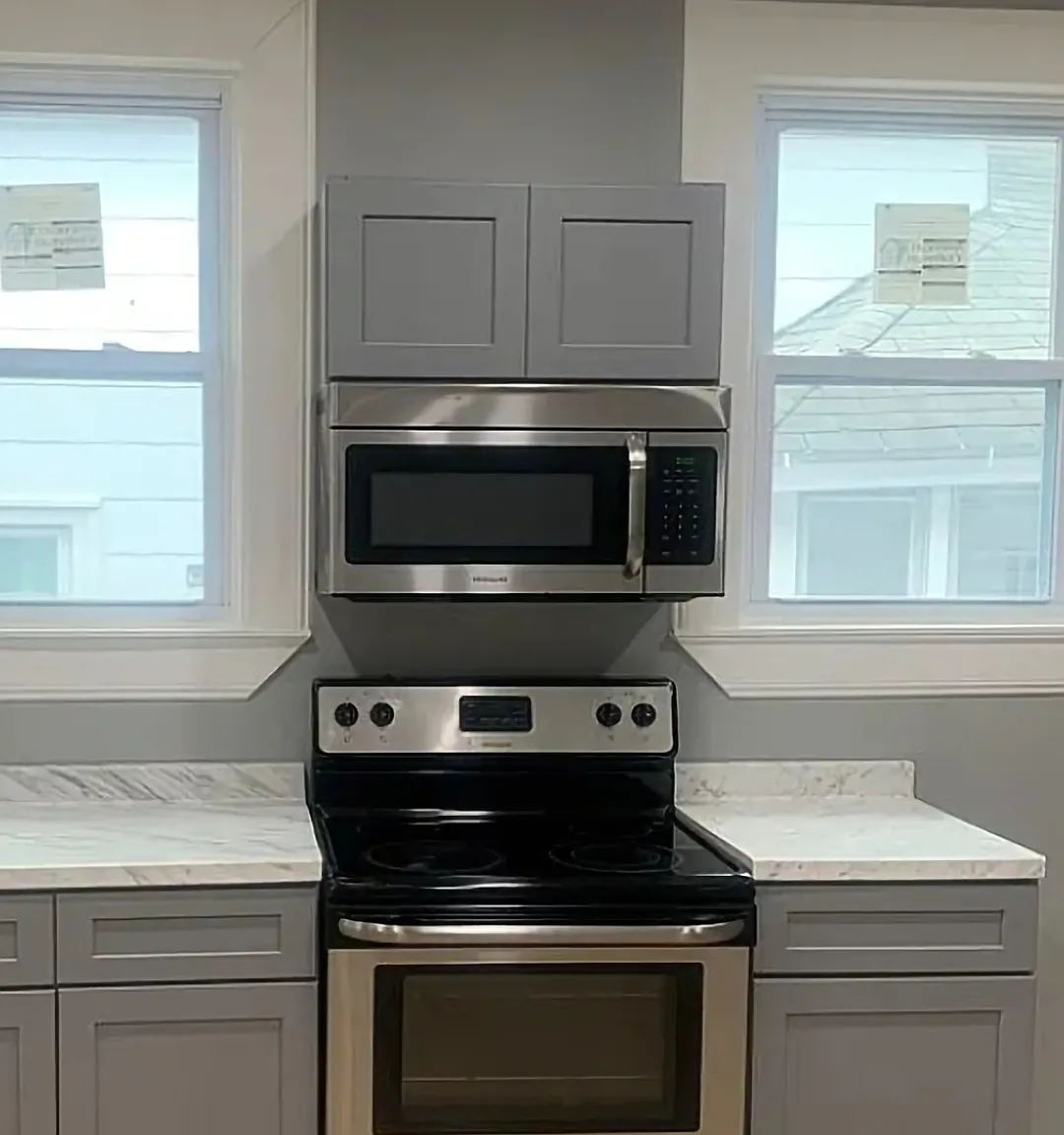 3 bed, 1317 sqft, $2,100 — Photo 4