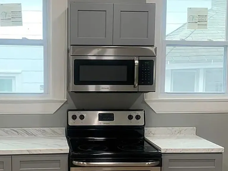 1153 Lemoyne Ave — Photo 4