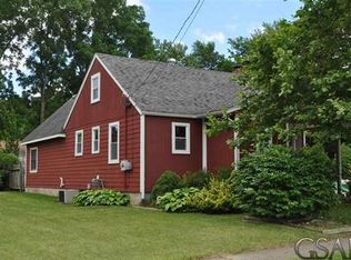 1223 S Cedar St, Owosso, MI