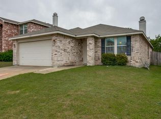 5413 Temecula Rd, Fort Worth, TX 76244