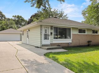 10519 W Caldwell Ave, Milwaukee, WI 53225
