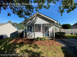 2449 Stratford Crossing Dr, Winston Salem, NC 27103