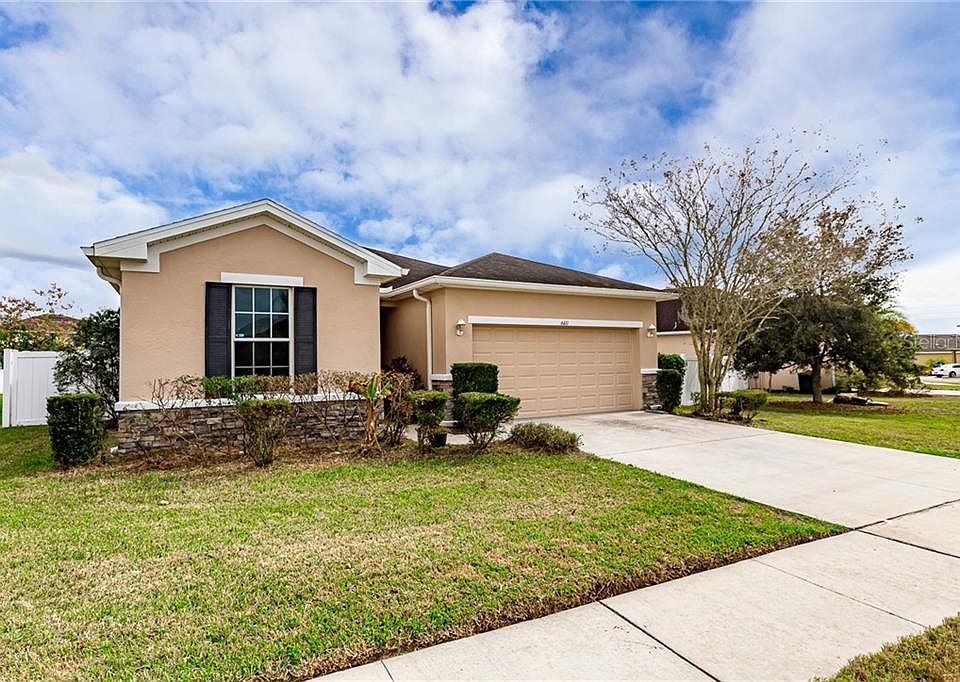 1st image of 6411 Twin Bridges Dr