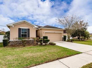 6411 Twin Bridges Dr, Zephyrhills, FL 33541