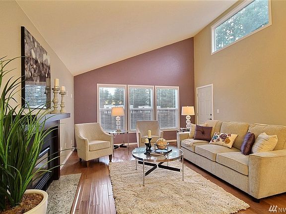 3rd image of 13717 SE 258th Pl