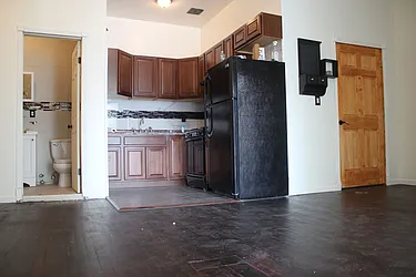 Rented by U2Apartment LLC