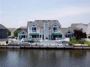 13 Centerboard Dr, Bayville, NJ 08721