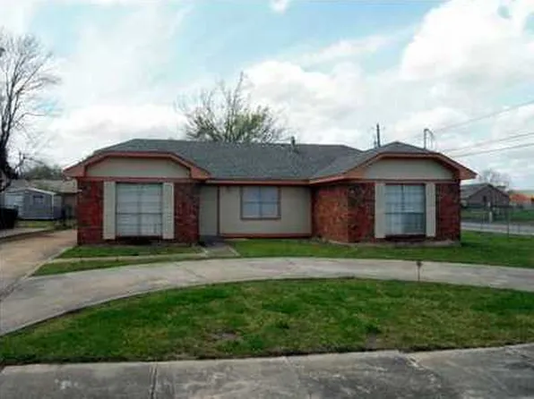 5302 Rolind Dr, Montgomery, AL 36108