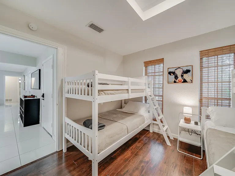 1021 Mellville Dr — Photo 24