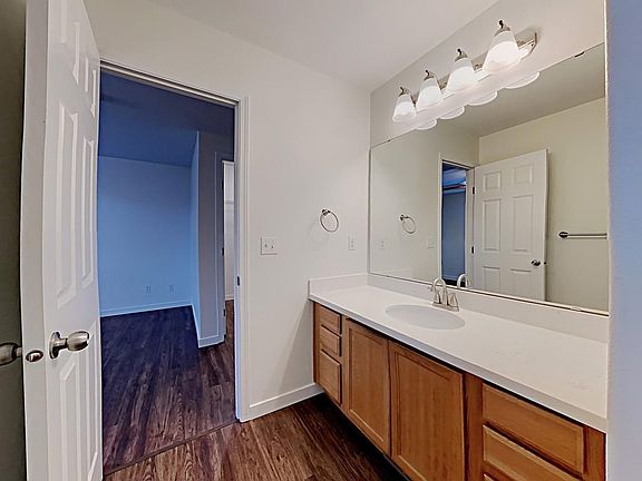 5th image of 18812 17th Avenue Ct E