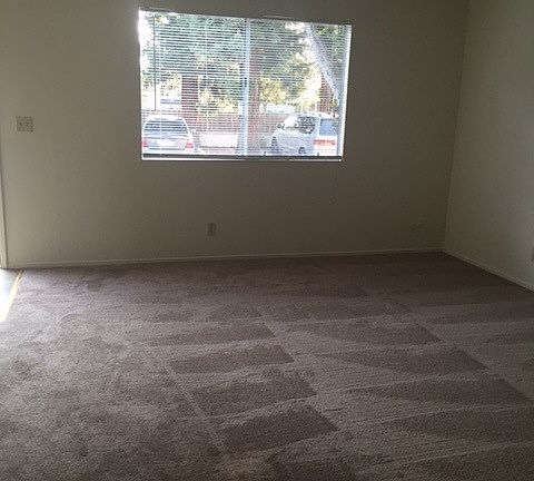 5th image of 423 Bartlett Ave APT 7