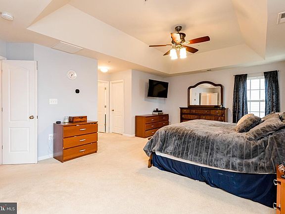 2nd image of 2108 Lake Forest Dr