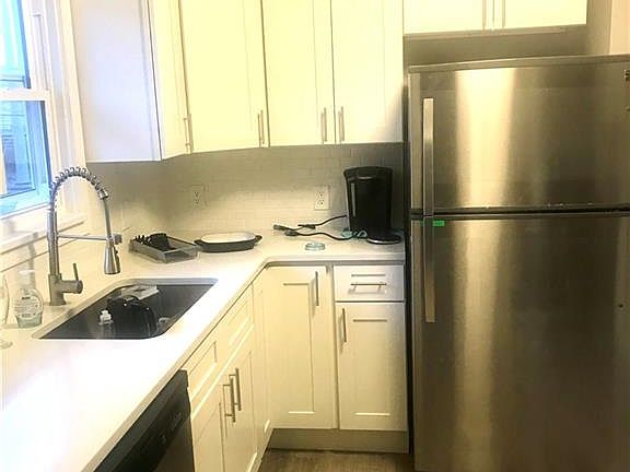 4th image of 13467 Merl Ave