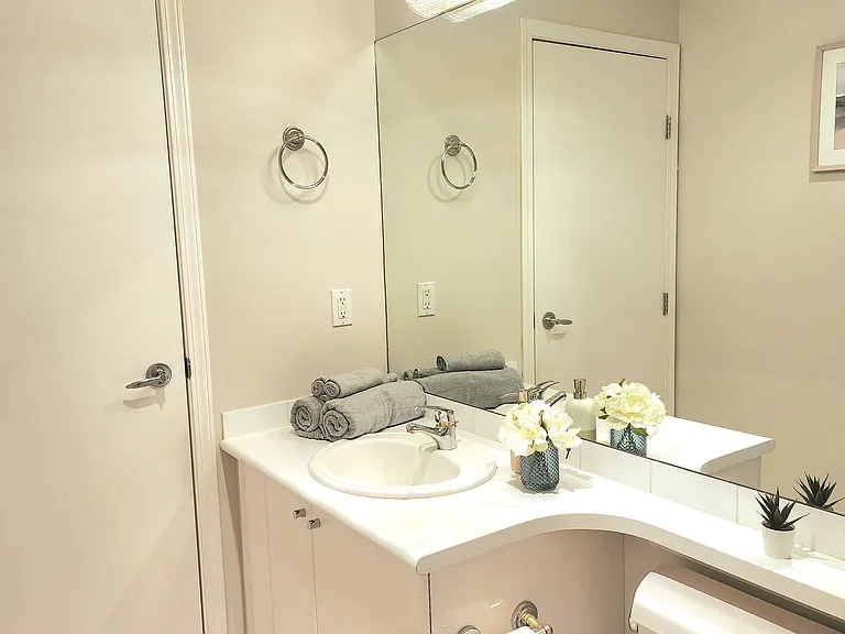 1239 Georgia St W #801 — Photo 15