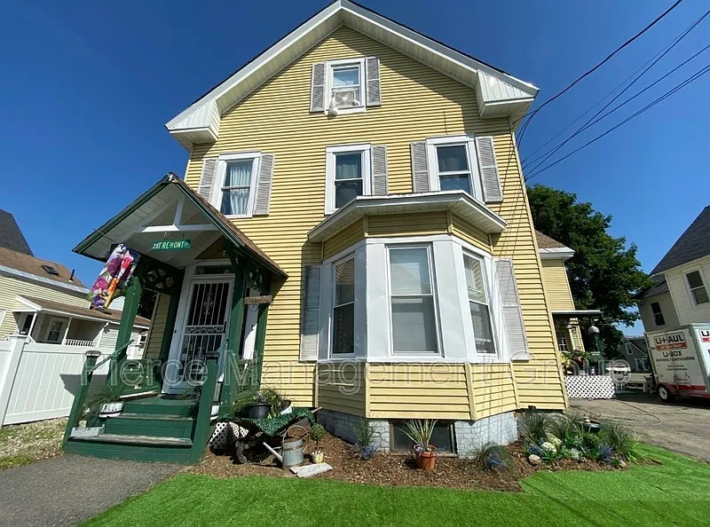 28 Tremont St #B